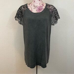 Dantelle sz:XL Green Mineral Wash Lace Short Sleeves Tee